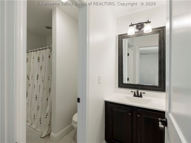 44 Russell Street, Winfield, WV 25213