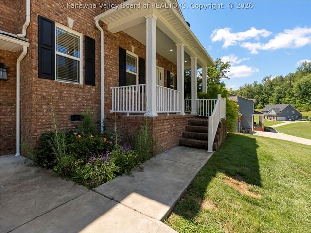 44 Russell Street, Winfield, WV 25213