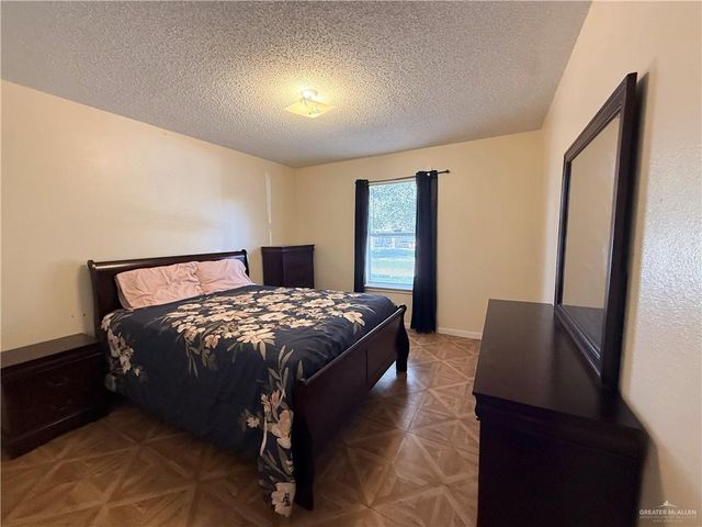 3614 E Andrew Avenue, Alton, TX 78573