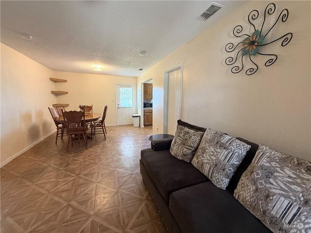 3614 E Andrew Avenue, Alton, TX 78573