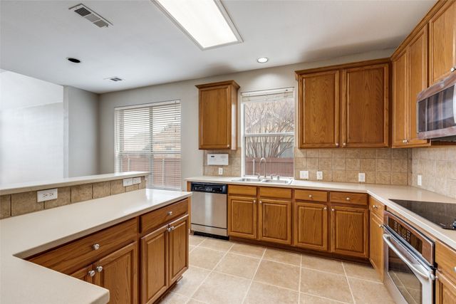 11398 Pear Ridge Drive, Frisco, TX 75035