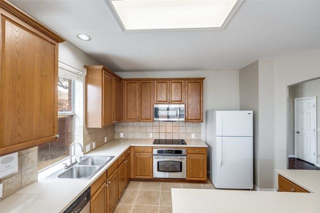 11398 Pear Ridge Drive, Frisco, TX 75035