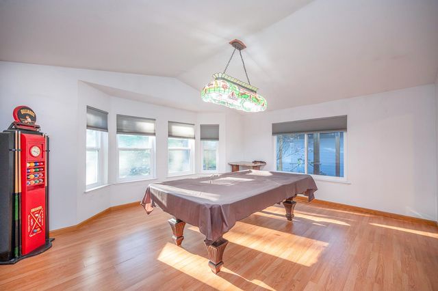 242 Montgomery Dr, Mokelumne Hill, CA 95245