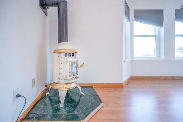 242 Montgomery Dr, Mokelumne Hill, CA 95245