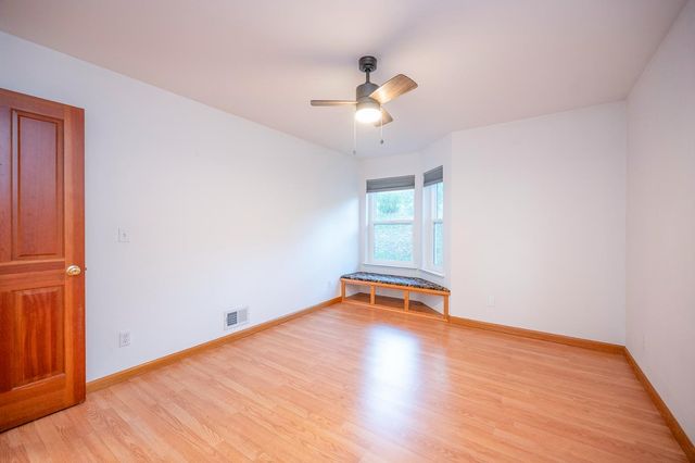 242 Montgomery Dr, Mokelumne Hill, CA 95245