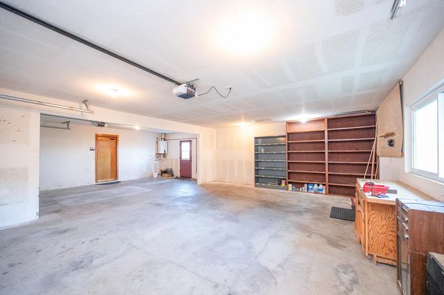 242 Montgomery Dr, Mokelumne Hill, CA 95245