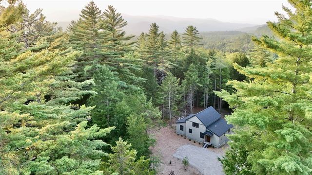 93 Waterthorn Road, Thornton, NH 03285