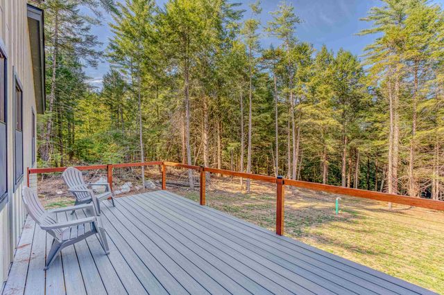 93 Waterthorn Road, Thornton, NH 03285