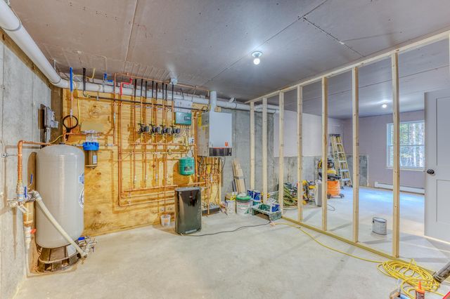 93 Waterthorn Road, Thornton, NH 03285