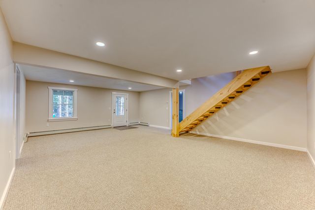 93 Waterthorn Road, Thornton, NH 03285