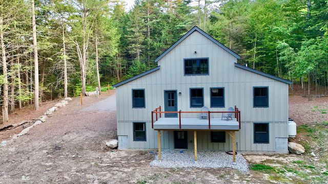 93 Waterthorn Road, Thornton, NH 03285