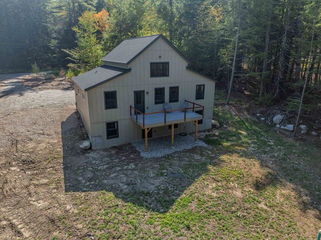 93 Waterthorn Road, Thornton, NH 03285