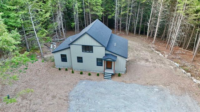 93 Waterthorn Road, Thornton, NH 03285