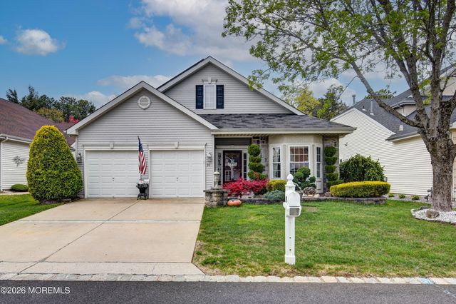 93 Pebble Beach Boulevard, Jackson, NJ 08527