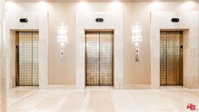 10724 Wilshire Boulevard 1605, Los Angeles, CA 90024