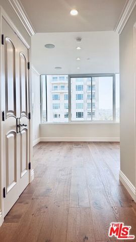10724 Wilshire Boulevard 1605, Los Angeles, CA 90024