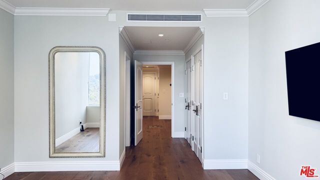 10724 Wilshire Boulevard 1605, Los Angeles, CA 90024