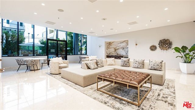 10724 Wilshire Boulevard 1605, Los Angeles, CA 90024