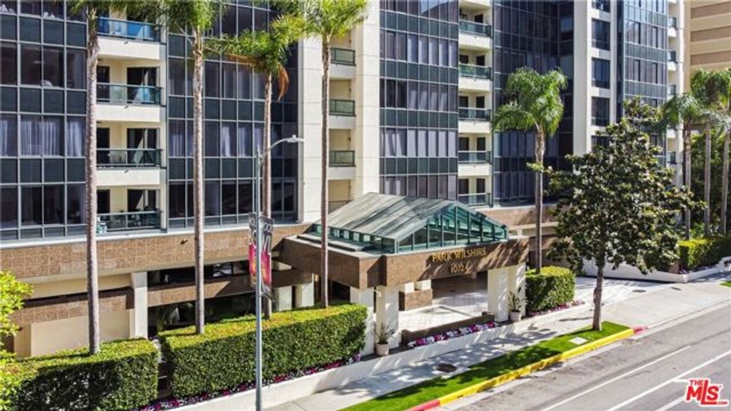 10724 Wilshire Boulevard 1605, Los Angeles, CA 90024