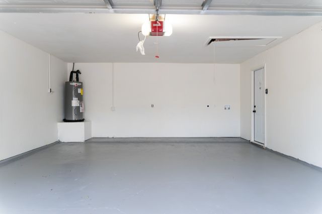 442 Lake Park Drive, Grand Prairie, TX 75052