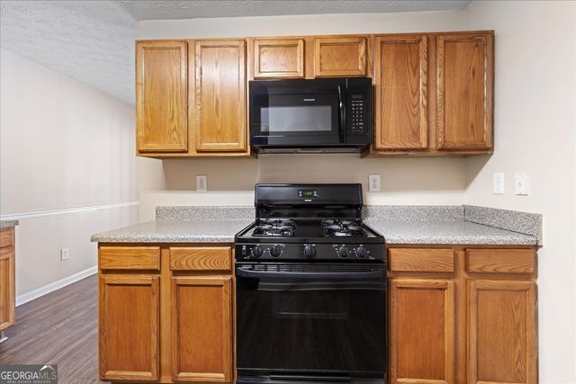 204 Rankin Circle, Mcdonough, GA 30253