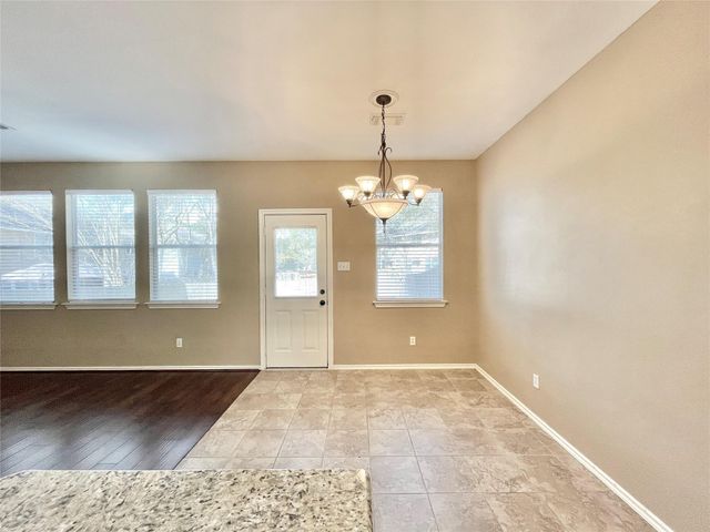 19 Blue Creek Place, The Woodlands, TX 77382