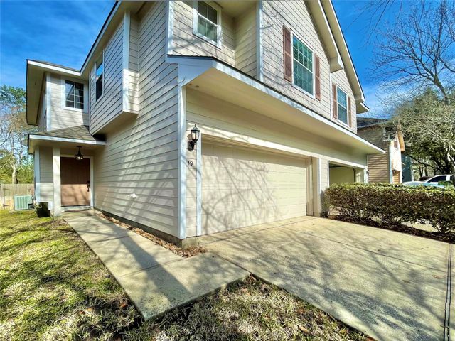 19 Blue Creek Place, The Woodlands, TX 77382
