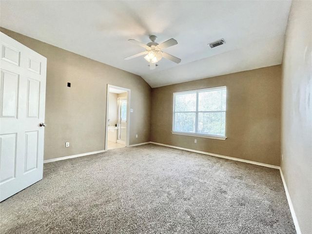 19 Blue Creek Place, The Woodlands, TX 77382