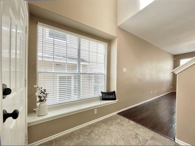 19 Blue Creek Place, The Woodlands, TX 77382