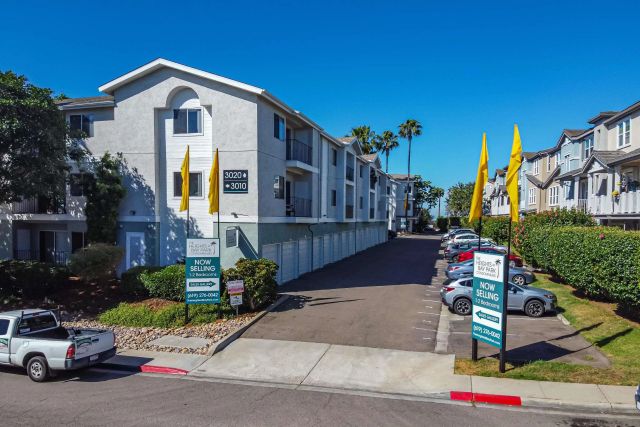 3020 Cowley Way 305, San Diego, CA 92117