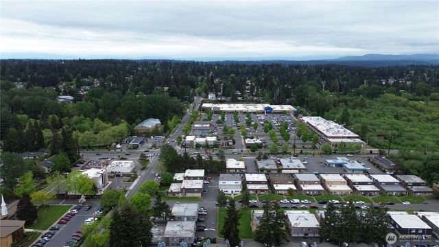 16 147th Avenue SE, Bellevue, WA 98007