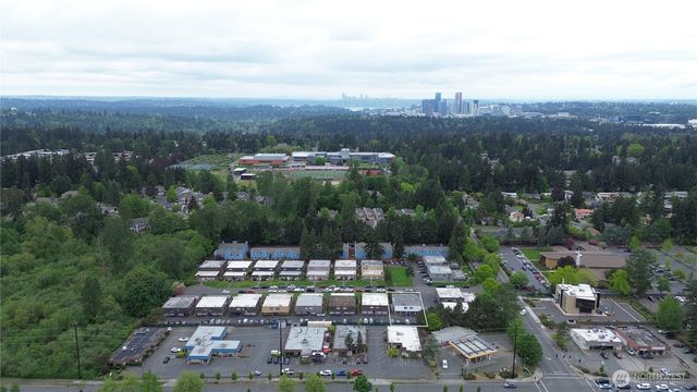 16 147th Avenue SE, Bellevue, WA 98007