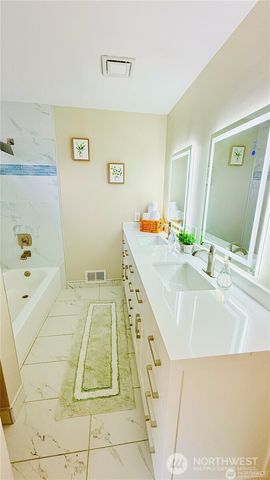 10003 SE 192nd Street, Renton, WA 98055