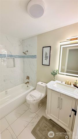 10003 SE 192nd Street, Renton, WA 98055