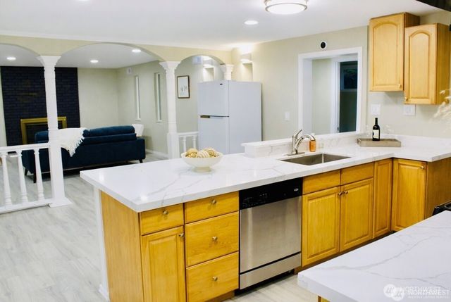 10003 SE 192nd Street, Renton, WA 98055