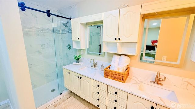 10003 SE 192nd Street, Renton, WA 98055