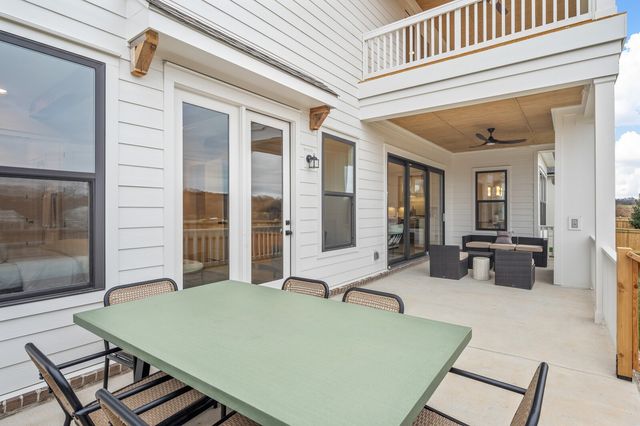 4009 Kathie Dr, Thompsons Station, TN 37179