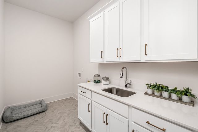 4009 Kathie Dr, Thompsons Station, TN 37179