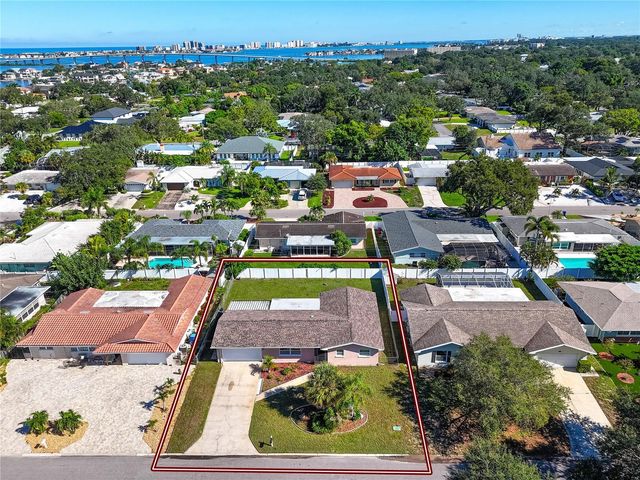 3747 SHADY BLUFFS DRIVE, Largo, FL 33770