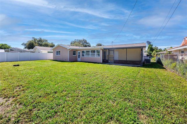 3747 SHADY BLUFFS DRIVE, Largo, FL 33770