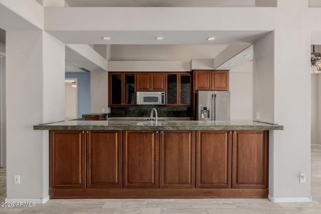 1916 E PRIMROSE Path, Phoenix, AZ 85086