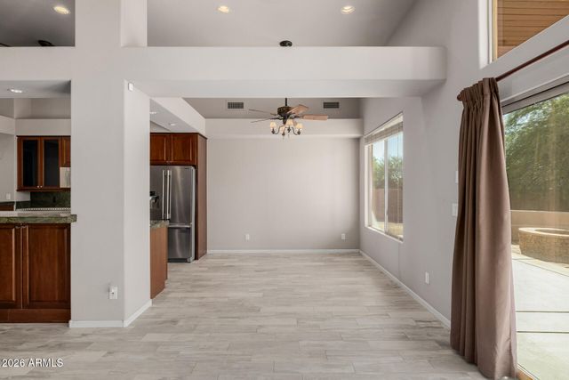 1916 E PRIMROSE Path, Phoenix, AZ 85086