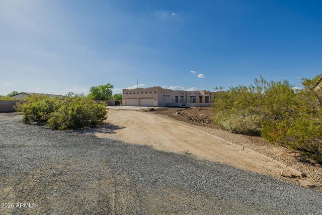 1916 E PRIMROSE Path, Phoenix, AZ 85086