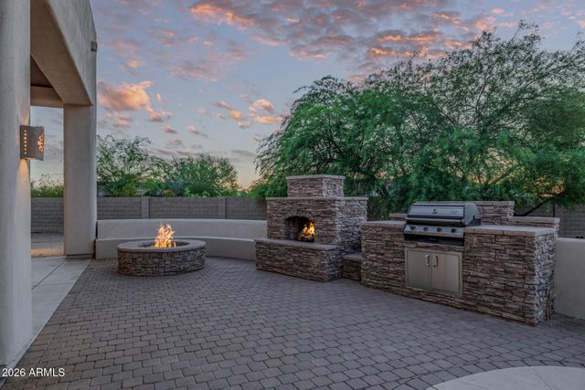 1916 E PRIMROSE Path, Phoenix, AZ 85086