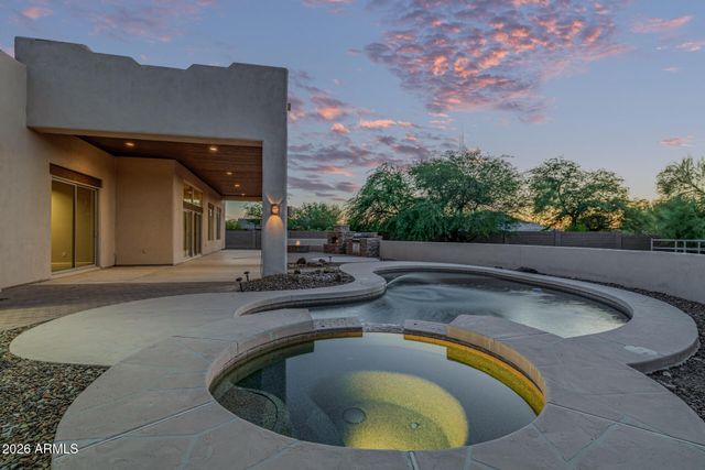 1916 E PRIMROSE Path, Phoenix, AZ 85086