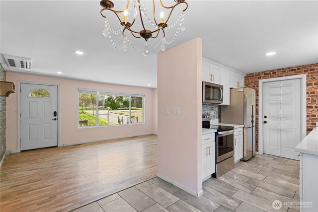 28600 SE 226th Street, Maple Valley, WA 98038