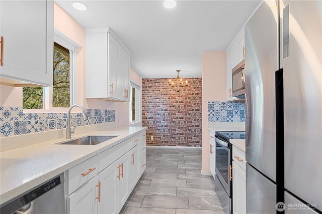 28600 SE 226th Street, Maple Valley, WA 98038