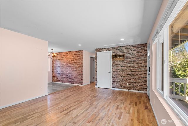 28600 SE 226th Street, Maple Valley, WA 98038