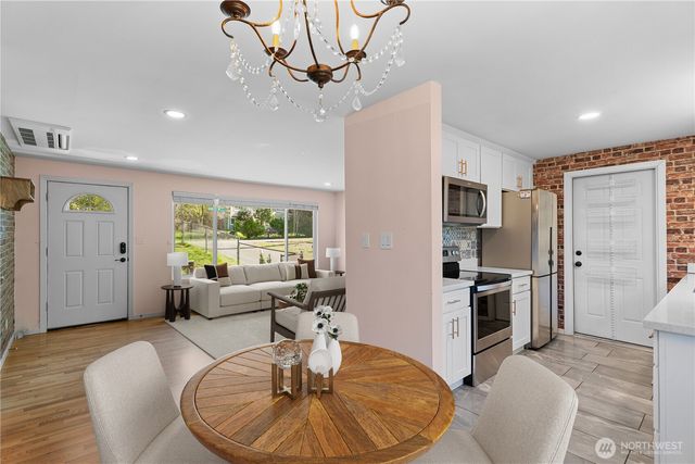 28600 SE 226th Street, Maple Valley, WA 98038