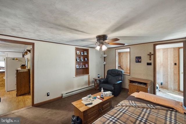 470 RACETRACK RD, Abbottstown, PA 17301